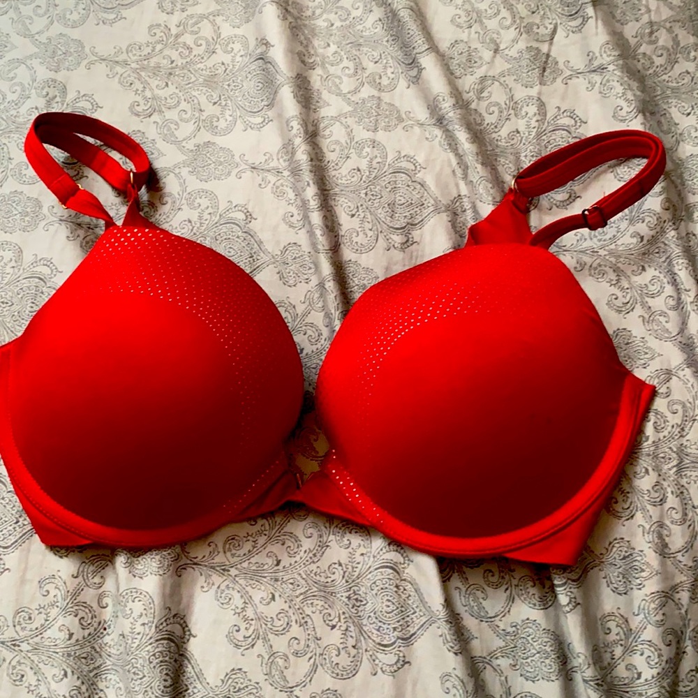 Victoria secret bra!!